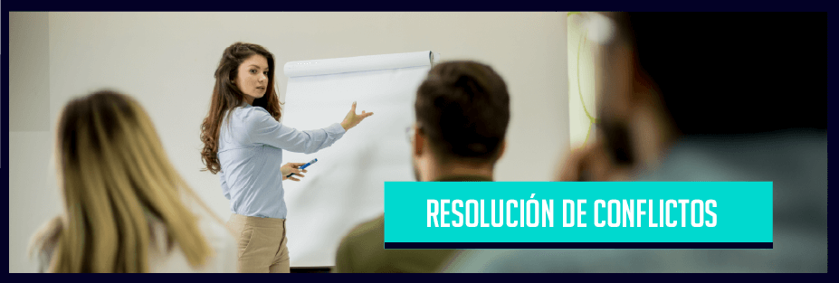 Una reunión de trabajo con el texto Resolución de conflictos