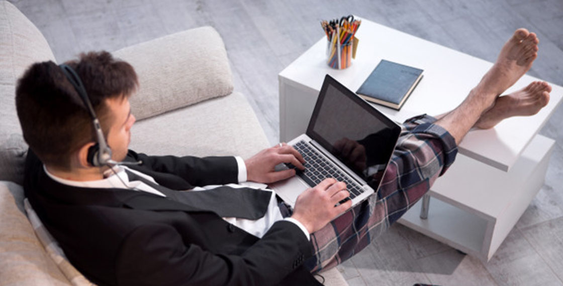 Virtual call center agent working from home