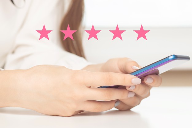 woman hands mobile phone giving feedback